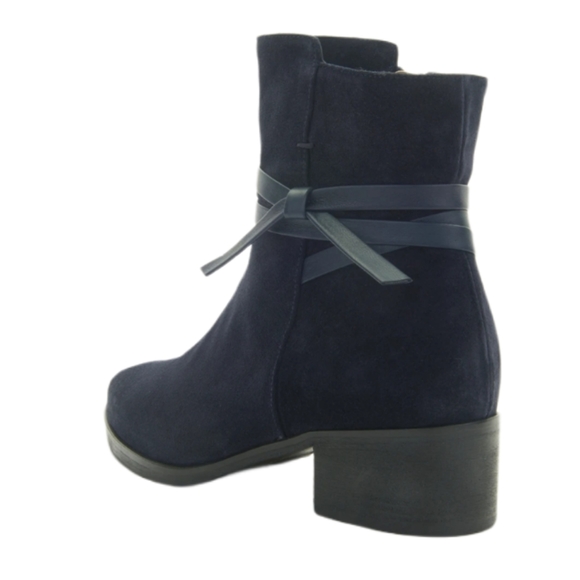 Italeau Donata Booties Weatherproof Blue Leather Sz 8 New Without Box - Picture 5 of 7